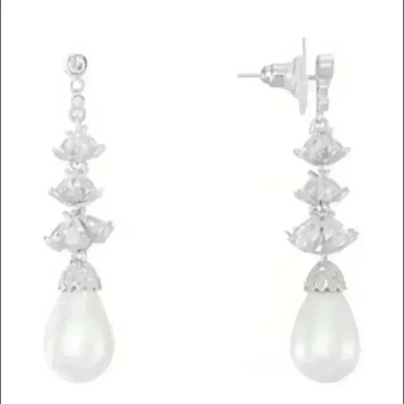 Nina new Cubic Zirconia and Pearl Linear Earrings - Picture 1 of 3